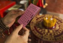 為未來的丈母娘慶生遭羞辱，座位都沒給，算命先生：以後她會敬你-酷播亮新聞