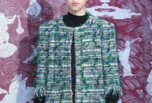 香奈兒會哭泣，三萬的外套被竇靖童穿的不倫不類，徐濠縈更是丑哭 |一大波圍觀網友來襲-酷播亮新聞