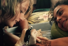 12歲紋身師技能高超 令人驚嘆折服-酷播亮新聞