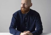 「佛系」也有慾望色彩，這位光頭男人詮釋什麼是低調的奢華-酷播亮新聞