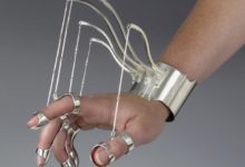 這是刑具還是珠寶？創意首飾定格你最優雅的手勢！-酷播亮新聞