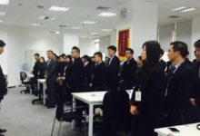 很多公司開晨會喊口號這種模式是跟誰學的？-酷播亮新聞