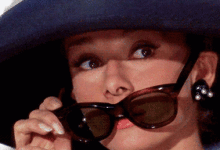 林志玲孫儷徐靜蕾一起畫畫，走上畫畫「歪路」女明星，有兩把刷子-酷播亮新聞