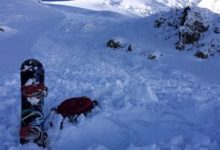 男子滑雪遭遇雪崩 自攜攝像機拍下其被“活埋”全程【視頻】-酷播亮新聞