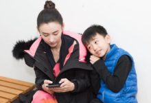 婦女節張柏芝兒子給媽媽親手做早餐，一家三口真有愛！-酷播亮新聞