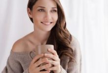 維生素E加上它，50歲大媽只是睡前擦點它，斑點皺紋還會有么？-酷播亮新聞