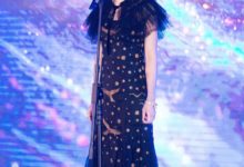 她本是白領，為當歌手連續3次參加比賽花光積蓄，穿扮美得犯規！-酷播亮新聞