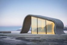 一起去墓碑旁看極光吧！-酷播亮新聞