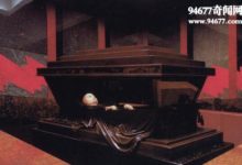 列寧遺體現狀圖片曝光 內臟血液被取出皮肉被代替-酷播亮新聞