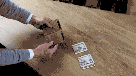 國外最新流行的神奇錢包，錢用完了竟然還可以變出來！-酷播亮新聞