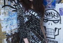 伊能靜像吃了防腐劑，打扮嫩成20歲小太妹，網友：秦昊有福氣！-酷播亮新聞