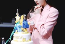 鄭秀妍穿粉色西裝好溫柔！佟麗婭孫怡也穿過？一個霸氣一個少女-酷播亮新聞