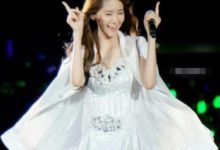 看了林允兒的腿，男人開始懷疑人生，網友：難道我粉了個假偶像-酷播亮新聞