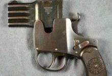 幾種很特別的槍械，第4種有幾十根小槍管，威力非常強大-酷播亮新聞