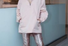 蔡依林下半身讓人看呆了，把長靴穿成褲子，網友：有穿褲子嗎？-酷播亮新聞