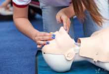 方法不對會要命！ 這 10 個急救誤區，千萬要躲開-酷播亮新聞