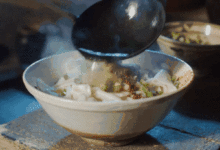 餃子皮別再包餃子啦，聰明女人這樣做，外脆里酥，比吃肉還過癮！-酷播亮新聞