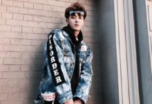 黃子韜這張照片看一次笑一次，是不是得罪化妝師了-酷播亮新聞