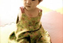 無臂女孩被父母拋棄，如今女孩讓人刮目相看-酷播亮新聞