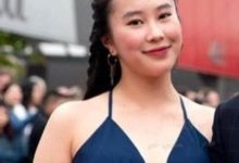 楊子家真讓人大開眼界，後媽看起來比女兒還年輕！-酷播亮新聞