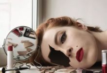 19歲俄羅斯少女將自畫像進行P圖改造，張張驚人！一夜躥紅！-酷播亮新聞