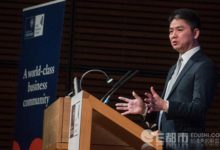 劉強東不知道怎麼去成功 一直向上方可圓夢 劉強東牛津演講火了-酷播亮新聞