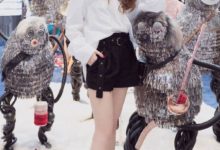 她素顏出鏡遭質疑上熱搜，自爆整容回懟網友，穿搭時尚美炸了！-酷播亮新聞