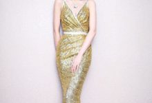 她顏值不輸關曉彤，新劇上線卻被吐槽像弱智，穿搭時尚靚麗！-酷播亮新聞