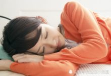 枕頭挑選有技巧？如果選擇不當，會導致頸肌過度疲勞，不利於睡眠-酷播亮新聞