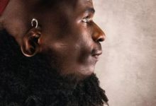 海報設計技法！來點幽默-酷播亮新聞