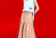 她曾演女主搶過范冰冰風頭，如今甜美如初似少女，穿搭時尚靚麗！-酷播亮新聞