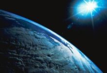 未解之謎揭秘：楊利偉回憶在太空遇到的怪事，曾有東西敲擊飛船！-酷播亮新聞