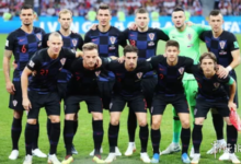 不要看那些穿女生衣服的男孩子了！ 囧圖拜託你正常點-酷播亮新聞