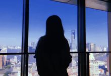 趙薇曬20年背影照，顯現當年好身材-酷播亮新聞