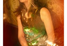 譚卓一襲長裙盡顯曼妙好身材，網友：高貴妃原來這麼美-酷播亮新聞