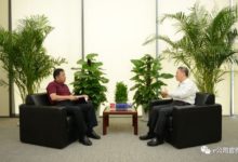 證券時報副總編輯王冰洋對話​京東方​CEO陳炎順：收入從6000萬到900億！​京東方​改變中國「缺屏」產業格局-酷播亮新聞