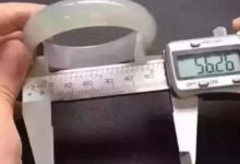 翡翠手鐲圈口對了卻戴不進去？你或許要這樣做-酷播亮新聞