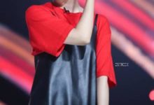 李宇春黑色弔帶裙，又帥又可愛，這個小細節暴露少女心-酷播亮新聞