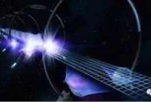 在光速行駛的列車上，一個小孩往前跑，能否突破光速的限制？-酷播亮新聞