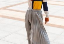 陳嘉樺穿襯衫很一般，不過穿件百褶裙立馬不一樣了，女人味爆棚！-酷播亮新聞