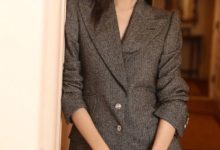 何穗不和女星爭艷，穿西裝與男星爭高低，網友：光靠腿就贏了！-酷播亮新聞