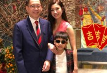 重拾戀愛的感覺？李嘉欣嬌俏依偎老公懷中少女感十足-酷播亮新聞