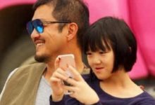 李嫣12歲化成人妝，濃妝艷抹下衣失蹤，成熟過頭王菲都不敢認！-酷播亮新聞