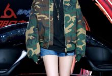 李宇春穿迷彩服也女人味爆棚，都已經比你帥氣了，還比你更美！-酷播亮新聞