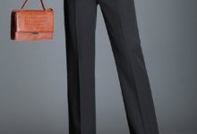 時髦女人秋天都這麼穿，小衫+闊腿褲，不緊不勒顯瘦顯高-酷播亮新聞