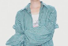 李宇春穿了一件「牛奶糖襯衫」，網友狂贊有女人味，看到鞋又懵圈-酷播亮新聞