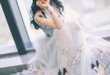 張馨予為愛狗慶祝生日，一個細節讓網友被虐到崩潰！-酷播亮新聞