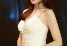 白月光不止性格好，秦嵐穿「白菜卷」的裙子，看身材還以為柳岩！-酷播亮新聞