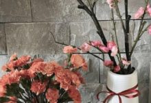 花瓶擺放也有大講究，插點鮮花在裡面，「桃花運」滾滾來！-酷播亮新聞