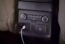 車內給手機充電越充越少？開車充電，後果原來這麼嚴重！-酷播亮新聞